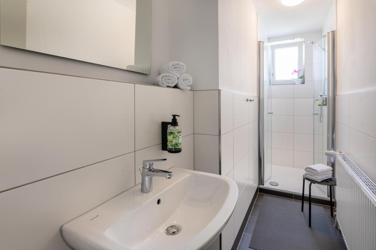 Hotel Clement - Bed & Breakfast Ingelheim am Rhein Exterior photo