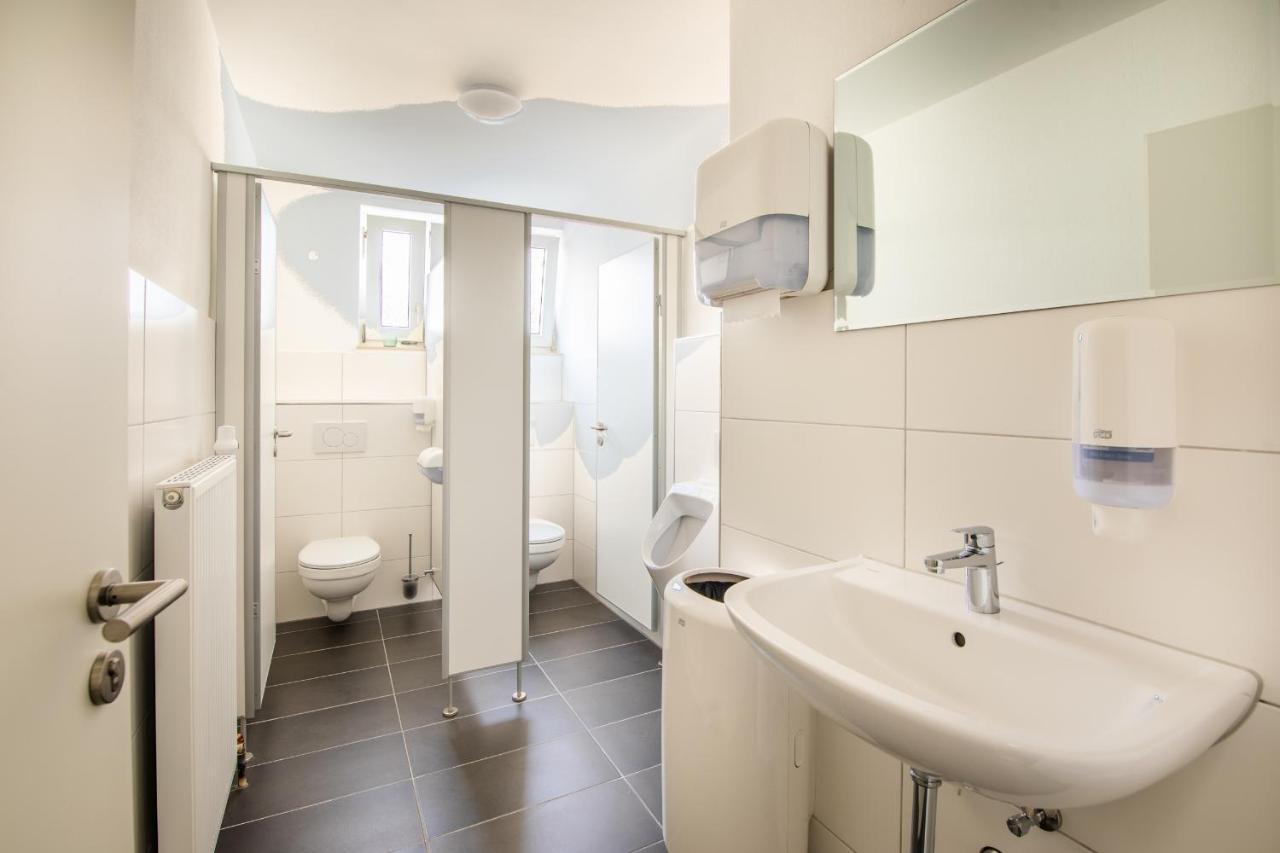 Hotel Clement - Bed & Breakfast Ingelheim am Rhein Exterior photo