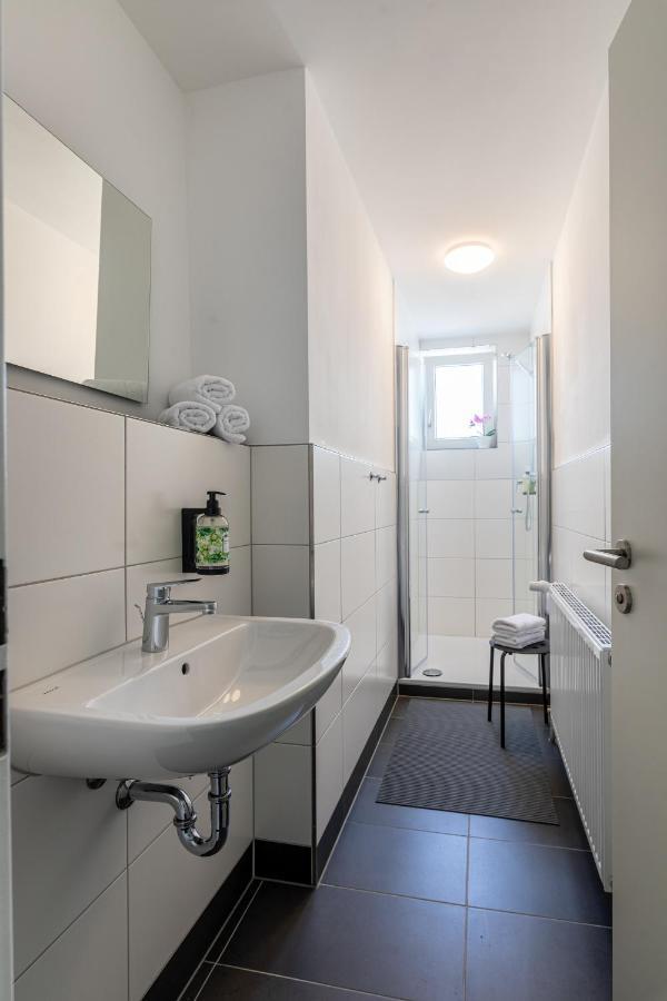 Hotel Clement - Bed & Breakfast Ingelheim am Rhein Exterior photo